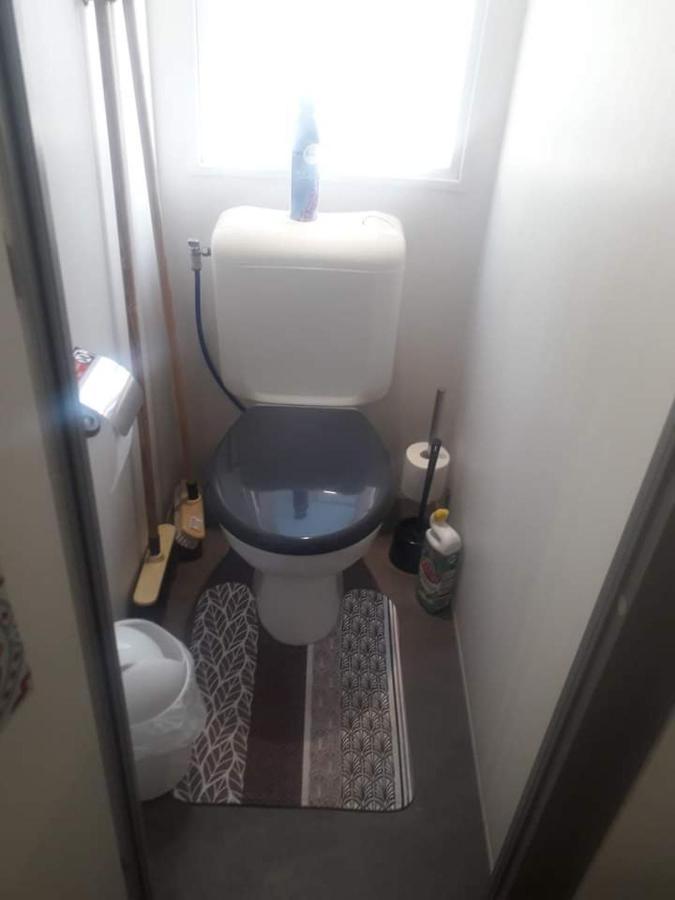 Anne Marie Vous Accueilles Dans Son Logement Familiale Pour 6 Personnes 3 Chambres Confortable Proche D Europa Park A Boofzheim Dans Camping 3 Etoiles Exteriör bild